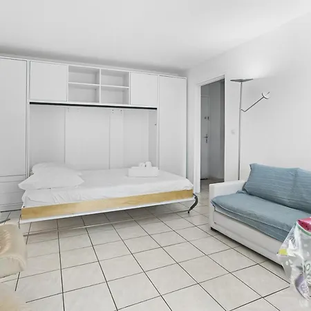 Joli 32m² Piscine Parking Wifi 아파트 *