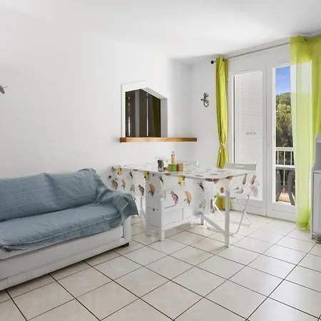 Joli 32m² Piscine Parking Wifi Apartment *