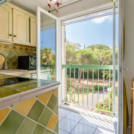 Apartment Joli 32m² Piscine Parking Wifi *